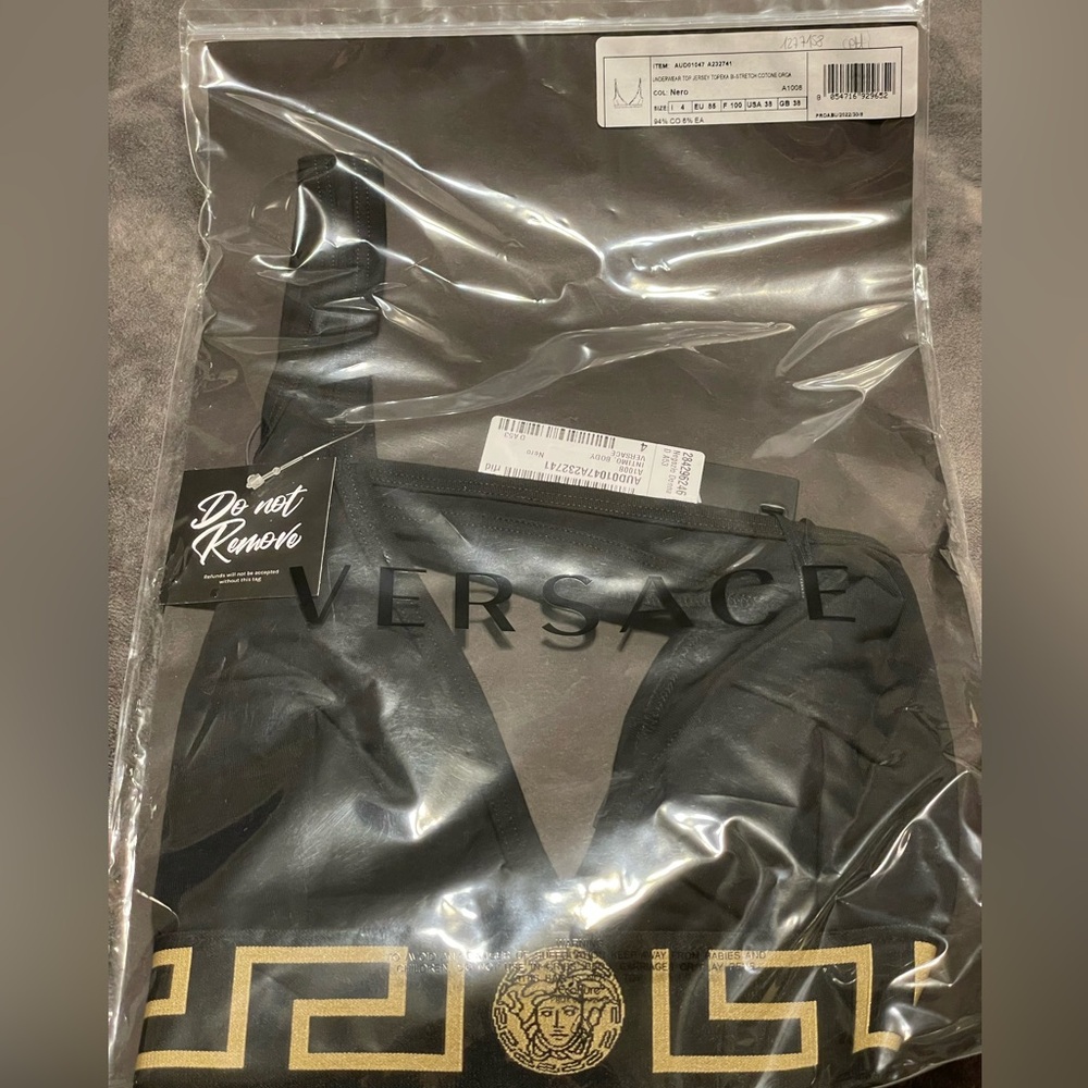 Versace black bra NWT Size 4